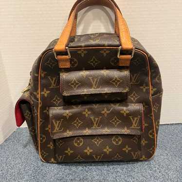 LOUIS VUITTON Excentri Cite