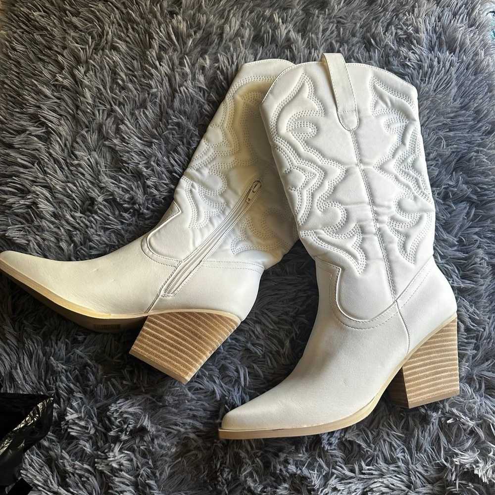 White Cowgirl Boots Western Boots - image 1