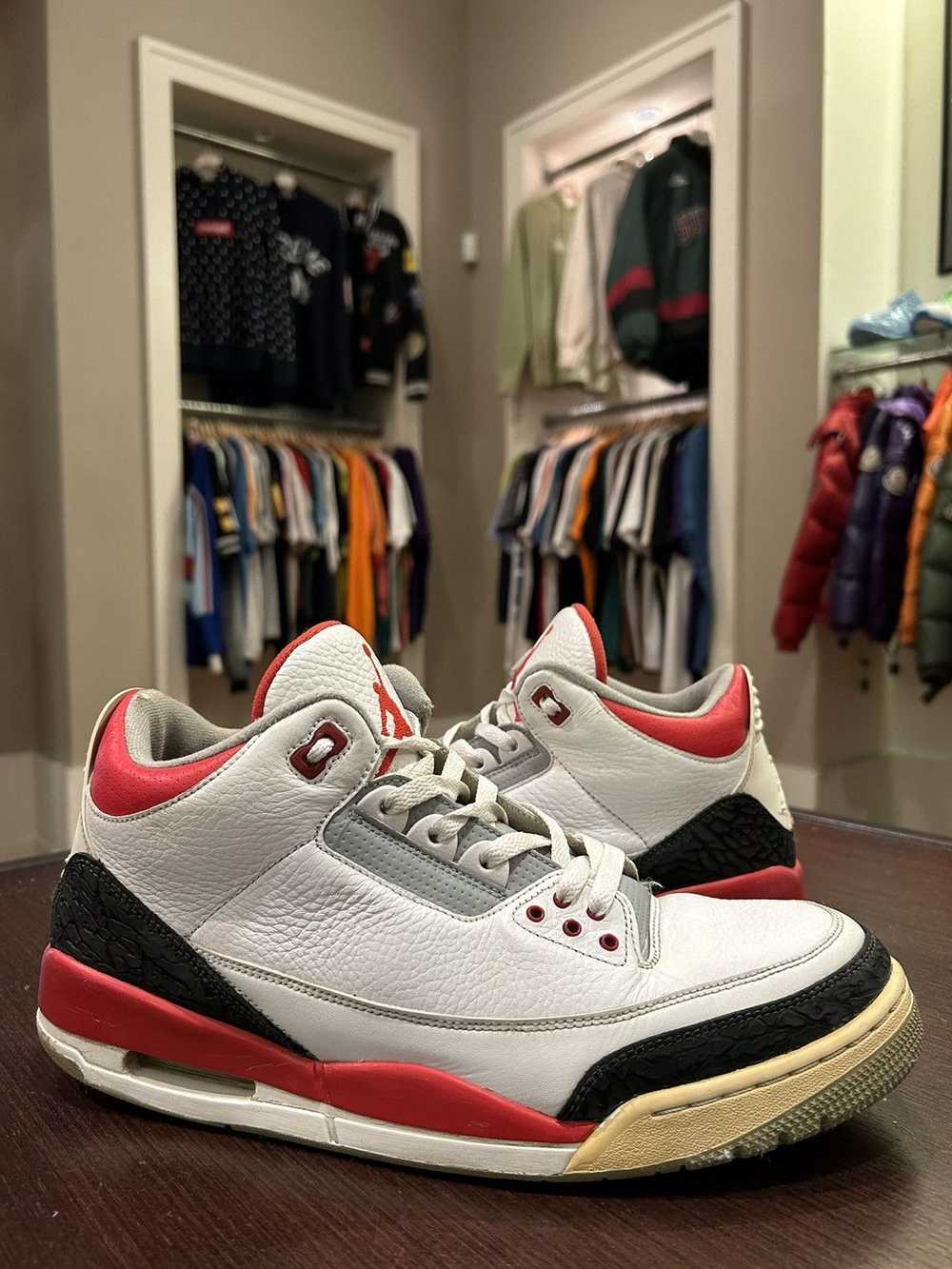 Jordan Brand Jordan 3 Retro Fire Red (2013) - image 2