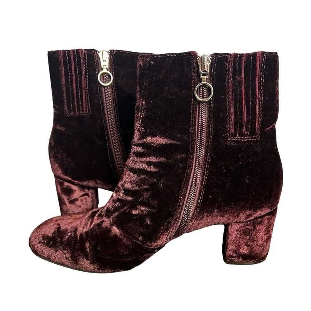 Earth - Women's Sparta Burgundy Crushed Velvet An… - image 4