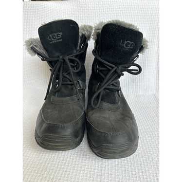 UGG Boot OSTRANDER Women 9 Black Leather Sheepski… - image 1