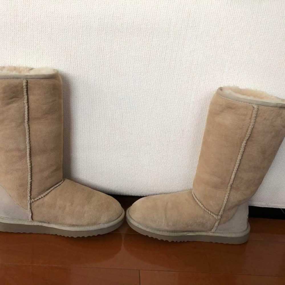 Genuine UGG Real Fur Boots ⭐︎ Sand (Beige) - Used… - image 4