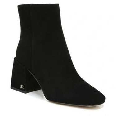 SAM EDELMAN DARUBY BOOTIE IN BLACK SUEDE