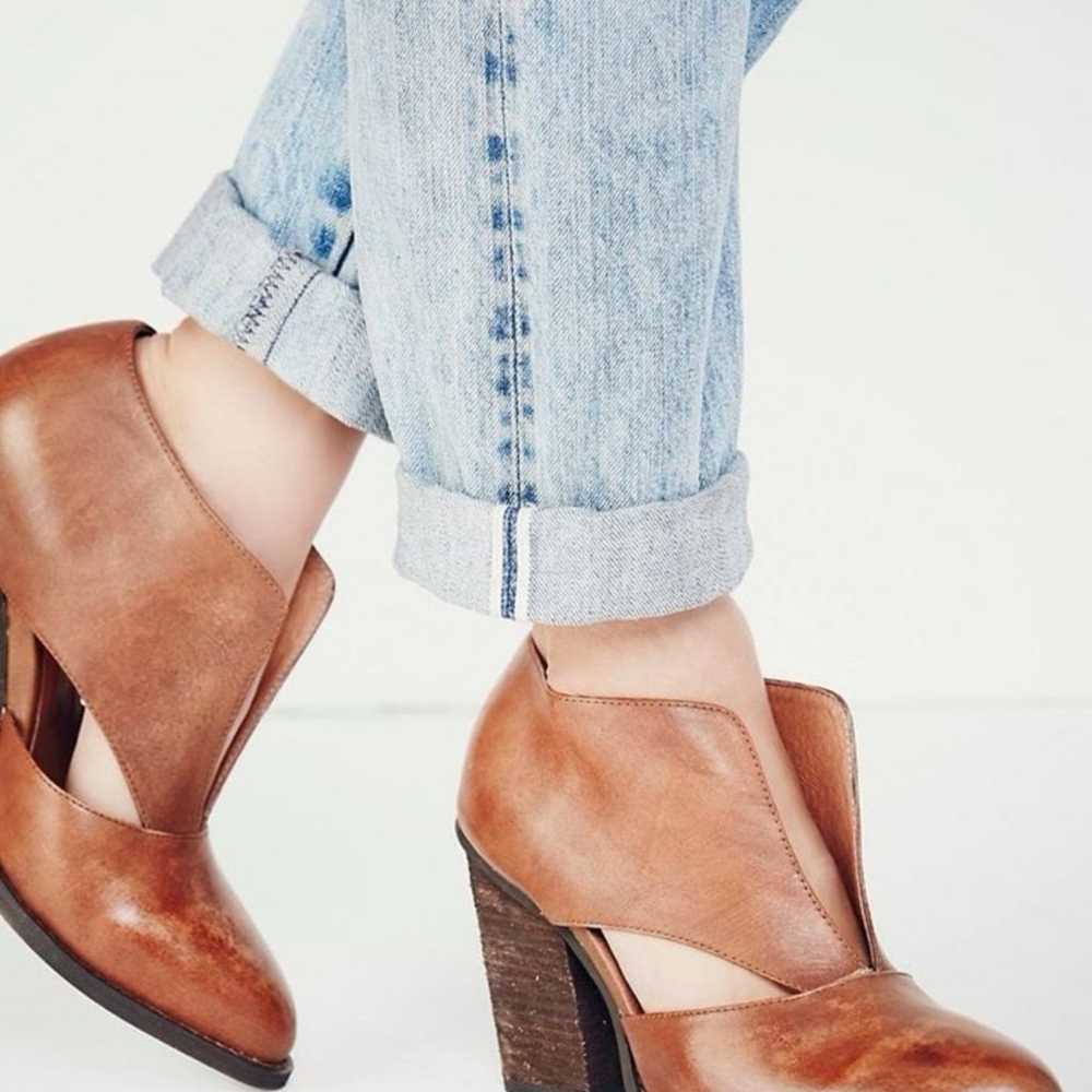 Jeffrey Campbell Free People Deep V Ankle Leather… - image 1