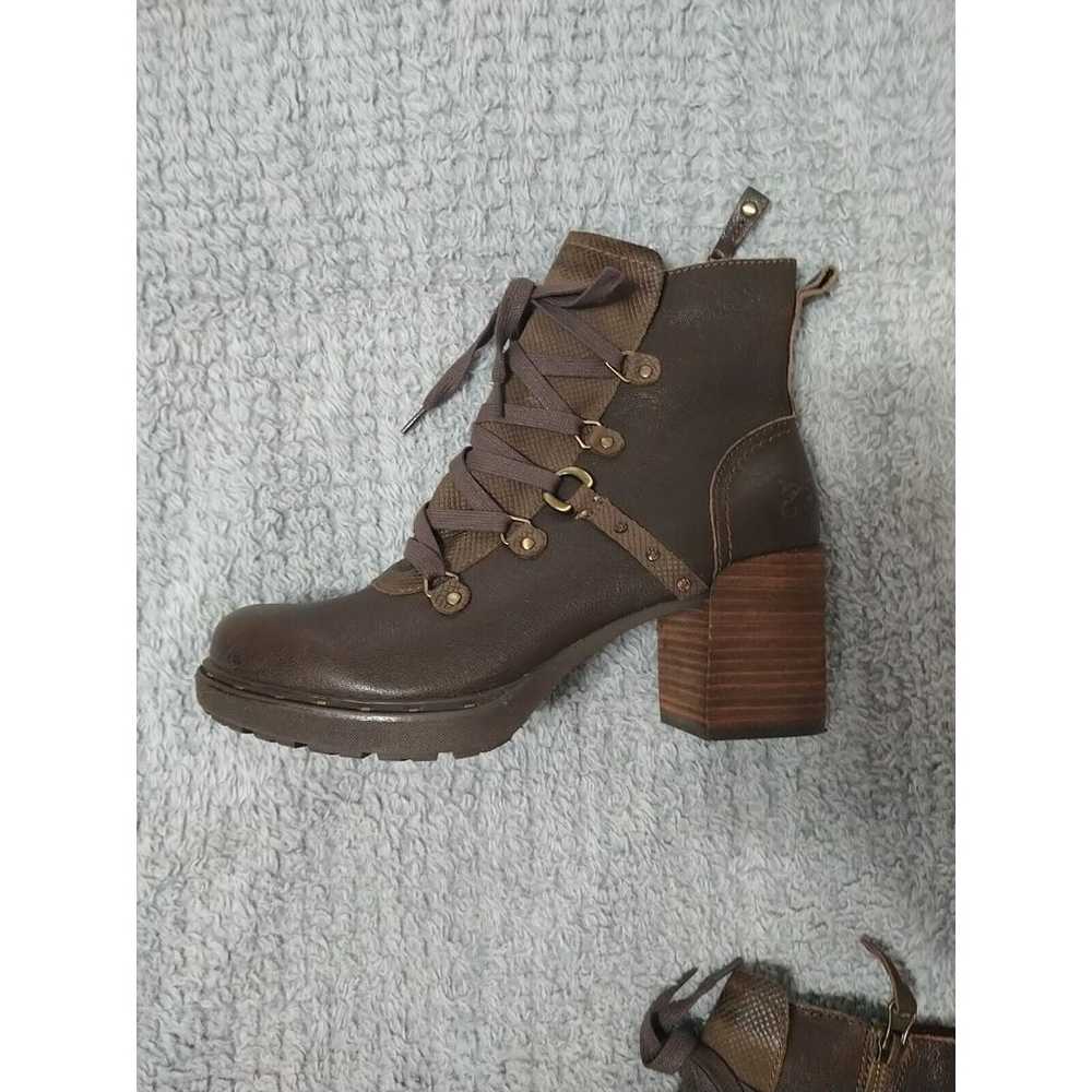 Otbt Leather Heeled Brown Lace Up Boots  Size 8.5 - image 5