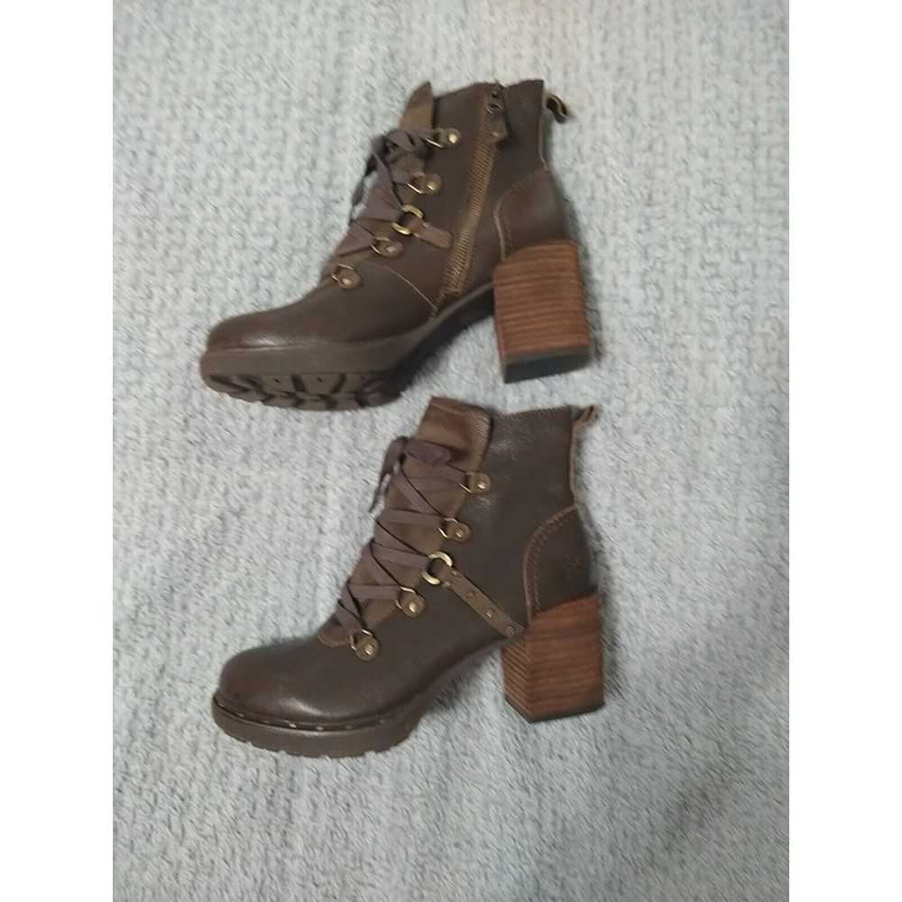 Otbt Leather Heeled Brown Lace Up Boots  Size 8.5 - image 8