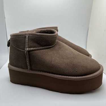 CUSHIONAIRE Women's Genuine Suede pull platform b… - image 1