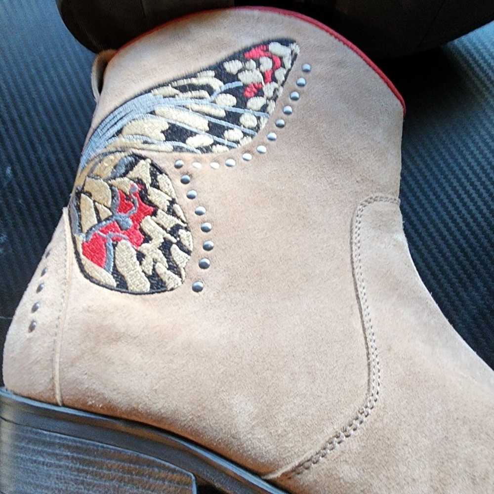 LKNW LAREDO COWBOY BOOTS - SUEDE TAUPE EMBROIDERE… - image 7