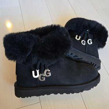 UGG sheepskin boots Hawaii exclusive black