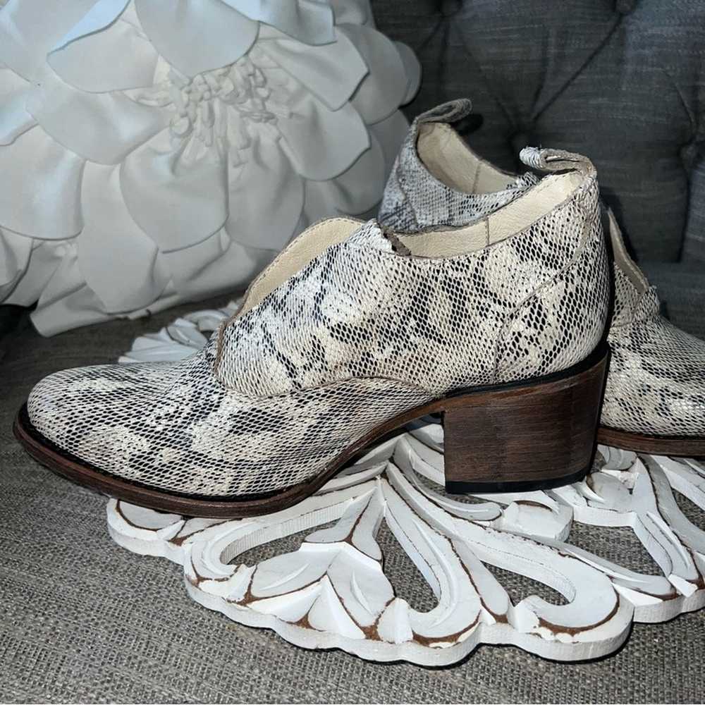 Freebird By Steven Snakeskin Look Leather Booties… - image 9