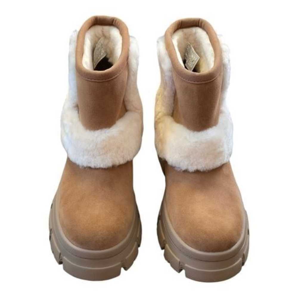 UGG Brooklyn Sunburst heeled sheepskin boot in ch… - image 7