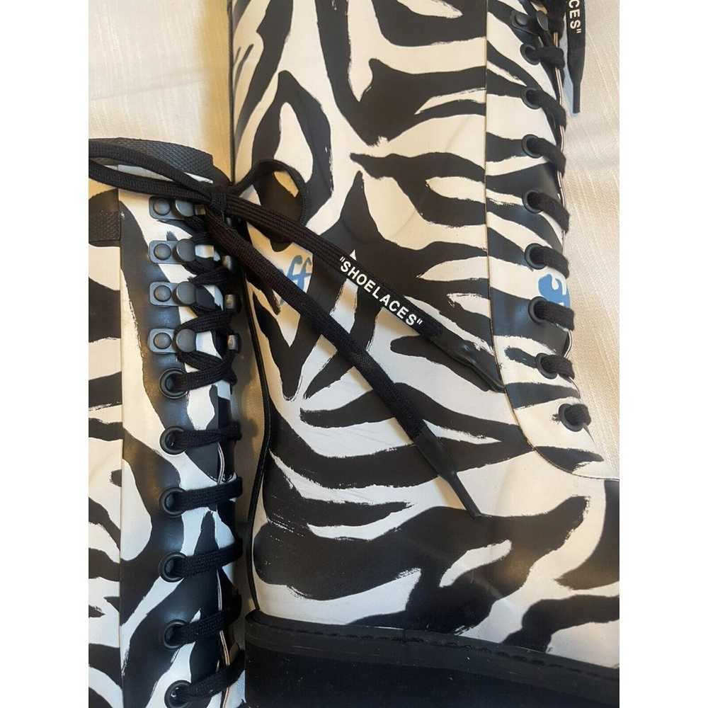 Off-white c/o Virgil Abloh Zebra Print Riding Rub… - image 10