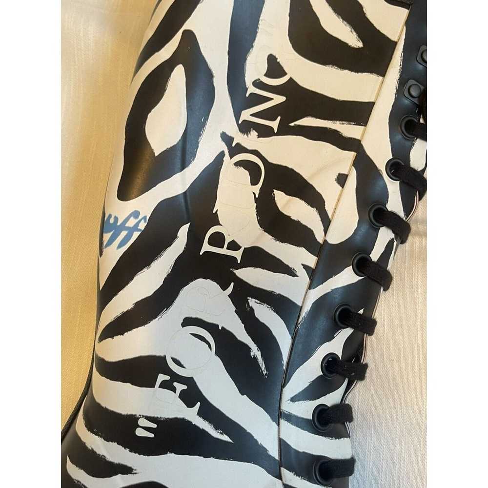 Off-white c/o Virgil Abloh Zebra Print Riding Rub… - image 12