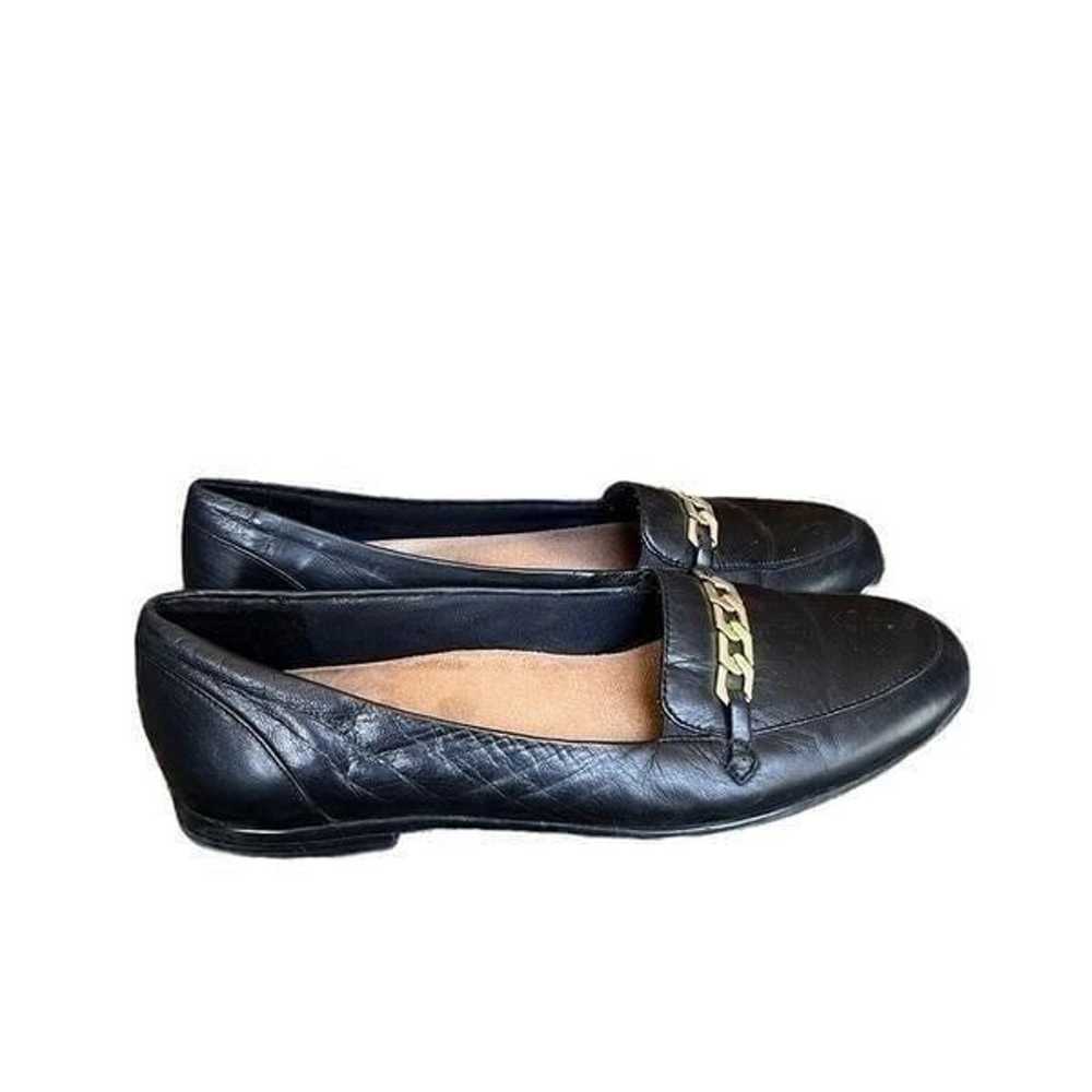 Trotters black leather women’s loafers with brass… - image 1