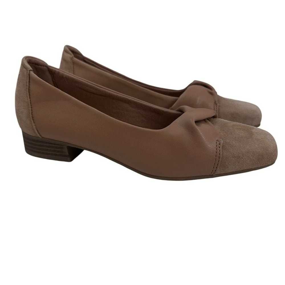 Clarks Womens Tilmont Dalia Tan Casual Flats Size… - image 3