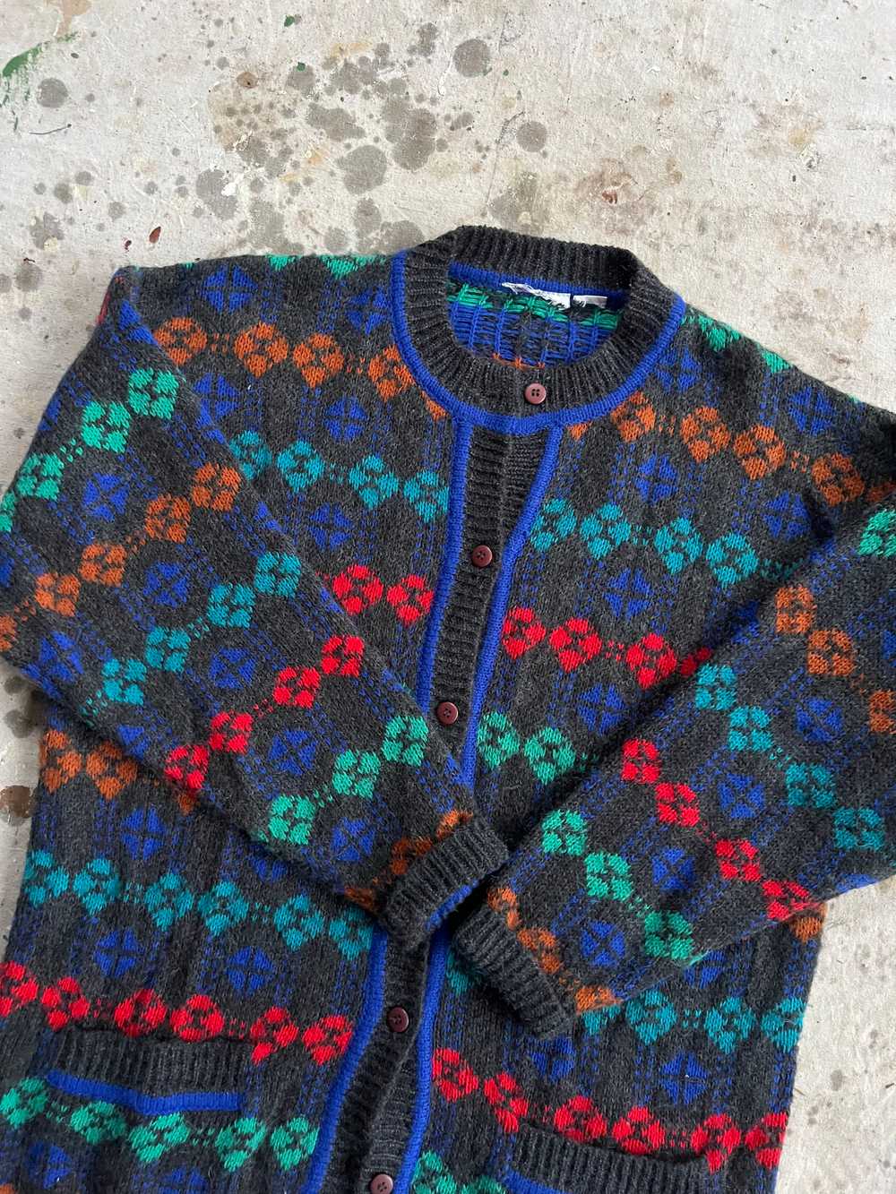 80’s wool cardigan with colorful motif - image 4