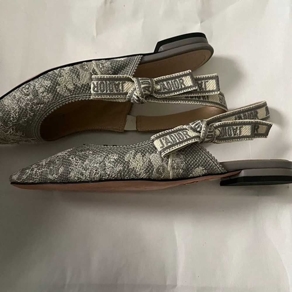 New no box Women Flats shoes size 36 - image 3