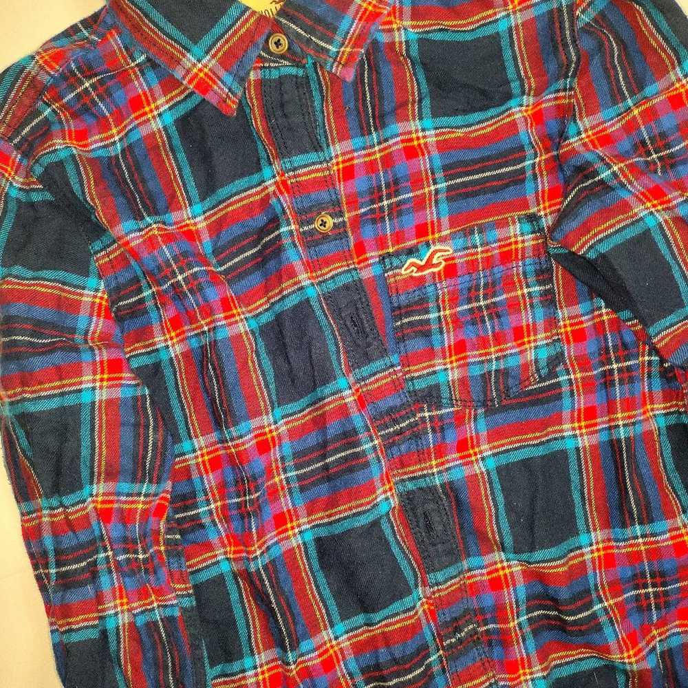 Lot of 3 Plaid Button Down Women Shirts Hollister… - image 9