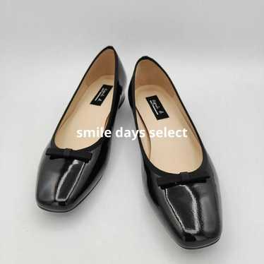 Superb condition ☆ Ballet shoes Agnès B. Black pat