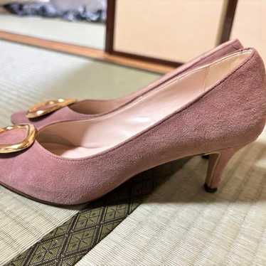 DIANA Suede Pumps with Buckle in Pink - image 1