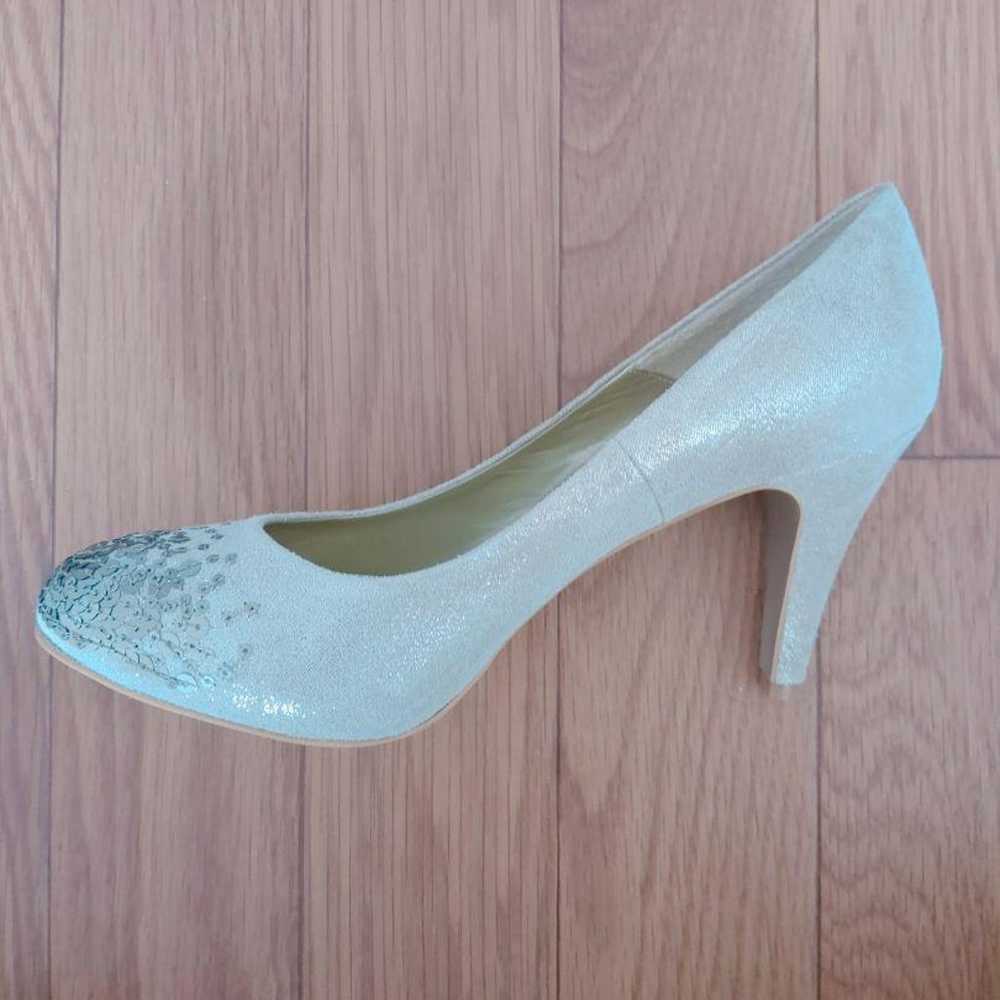 Excellent condition ANTEPRIMA sequin pumps Beige … - image 4