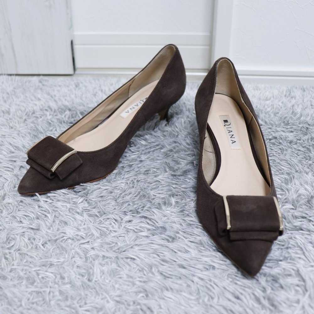 DIANA Ribbon Buckle Suede Pumps 23 - image 1