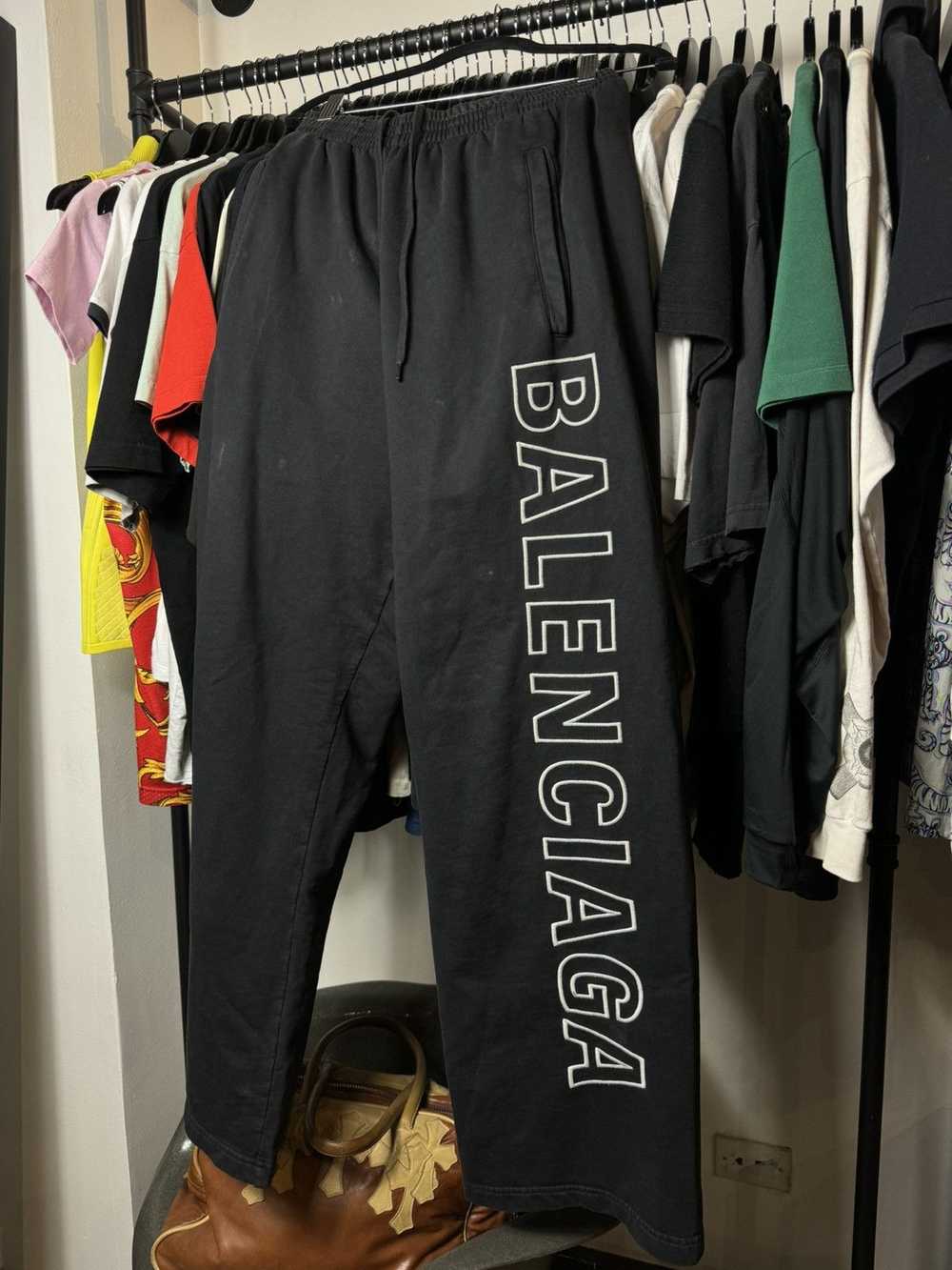 Balenciaga Balenciaga Outline Spellout Sweatpants… - image 2