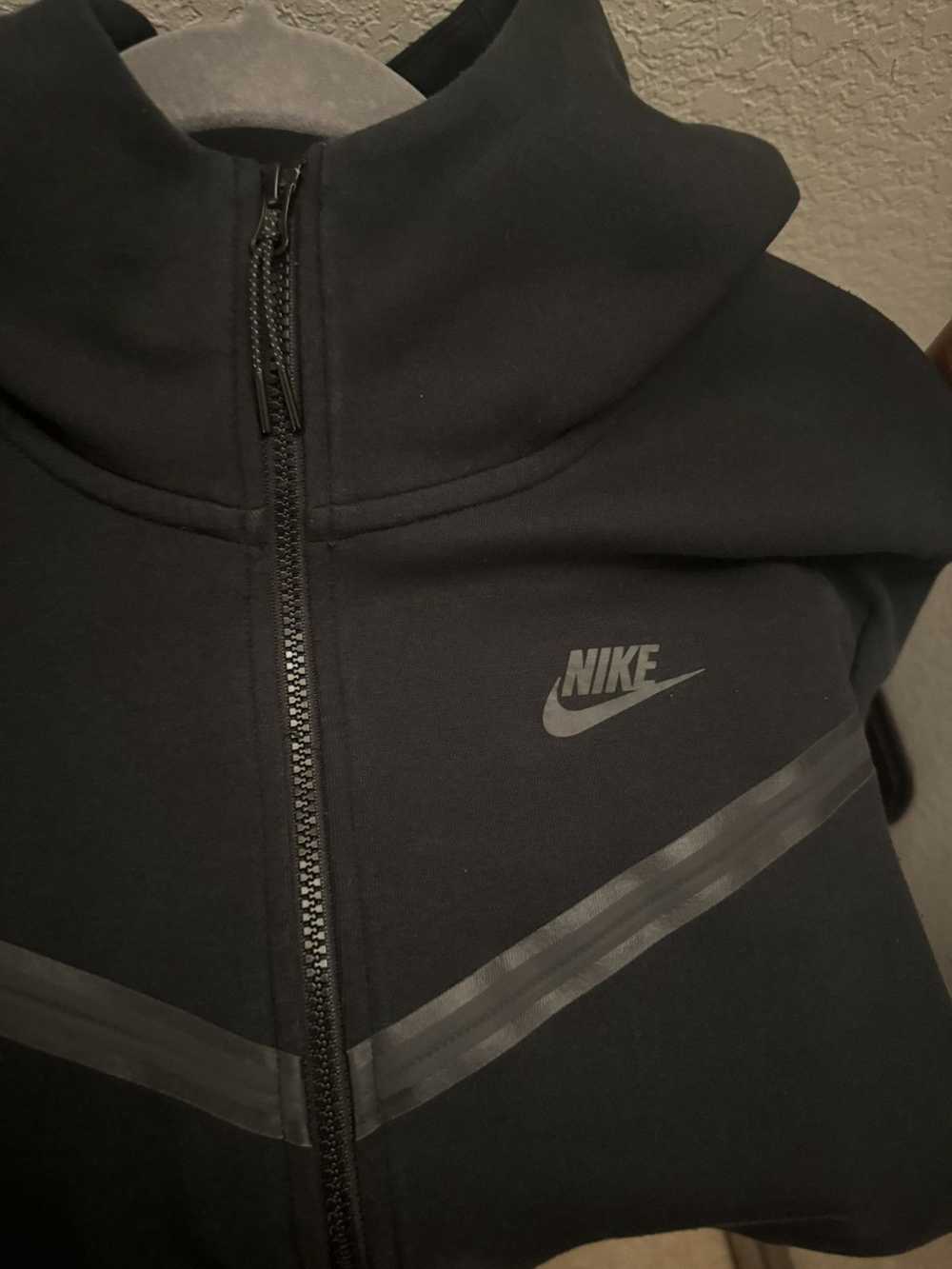 Nike Black Nike Tech Fleece Zip Hoodie Size Small - image 2