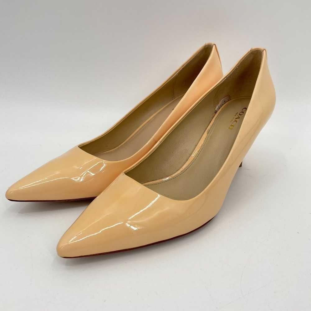 COACH Nude Yellow Patent Leather Kitten Heels Siz… - image 4