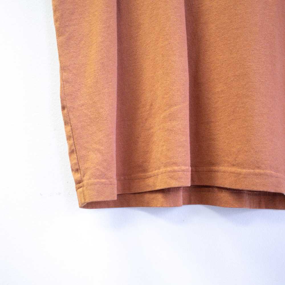 K.W.B.L. Size Medium Burnt Sienna Crew Neck T-Shi… - image 5