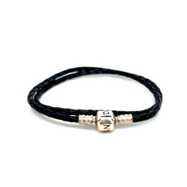 Pandora ブレーデッドレザー Tバー　黒編み込みレザー Pandora Moments Braided Leather T-bar Bracelet | Sterling