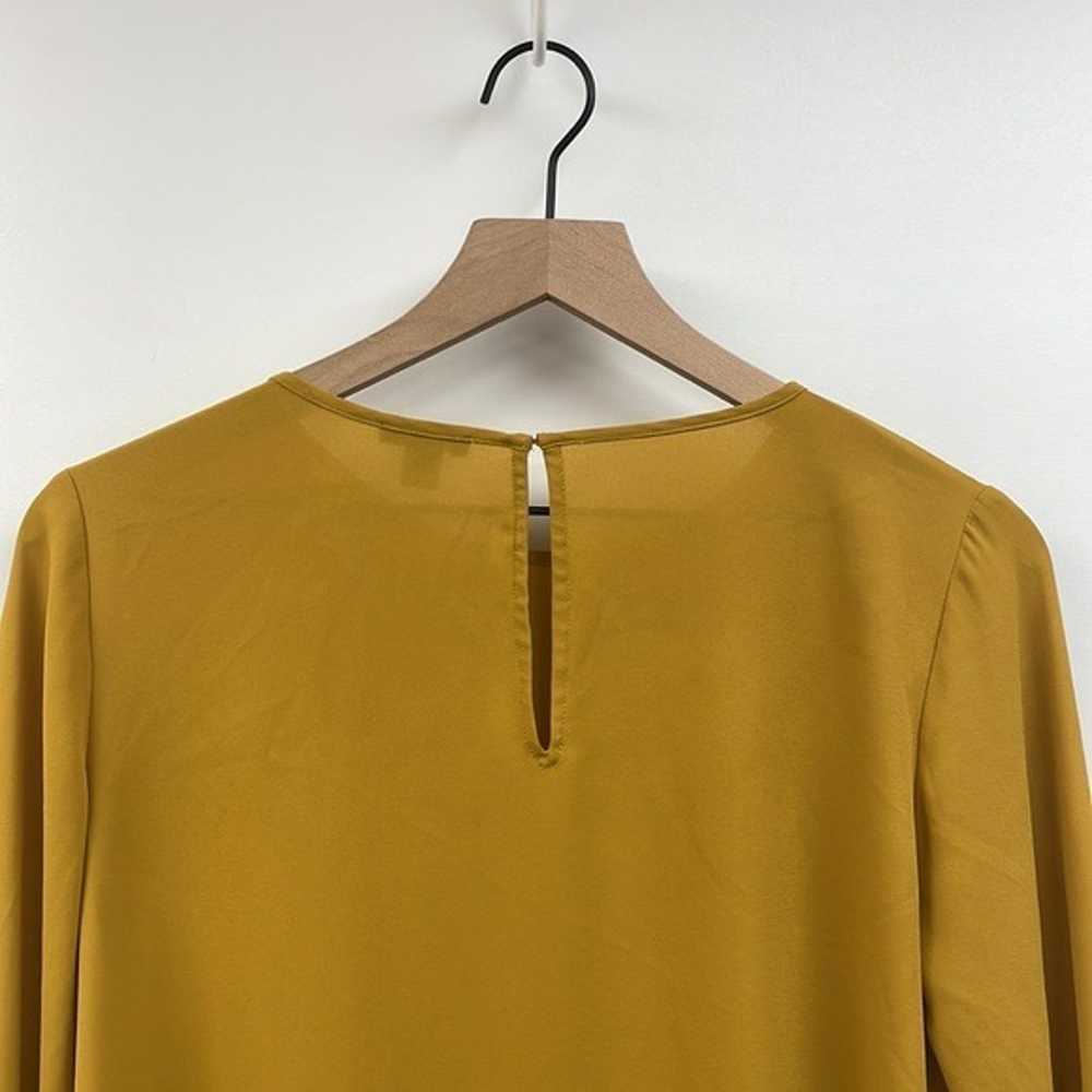 Ann Taylor Tiered Flared Sleeve Crewneck Blouse 7… - image 7