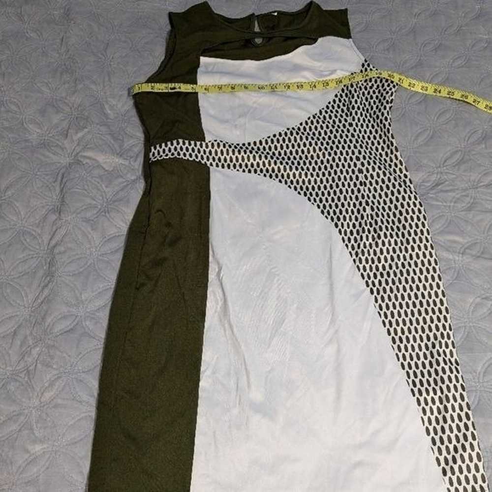 Green & White Sleeveless Womens Dress With Geomet… - image 7