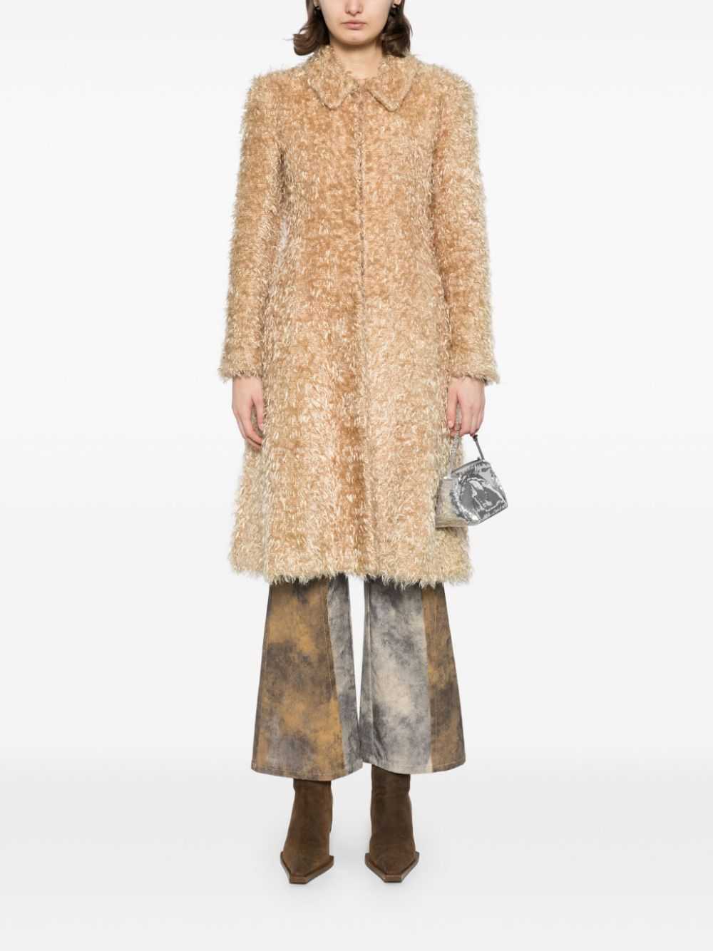 CHANEL Pre-Owned 2000 faux-fur coat - Neutrals - image 2