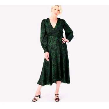 Susan Graver Occasions Green Printed Woven Jacquar