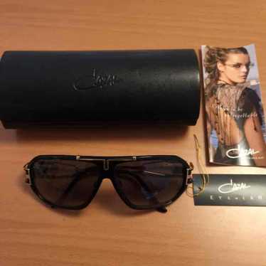 USED CAZAL SUNGLASSES VERYGOOD #823F