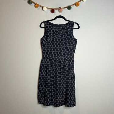 Banana Republic navy patterned pleated dress