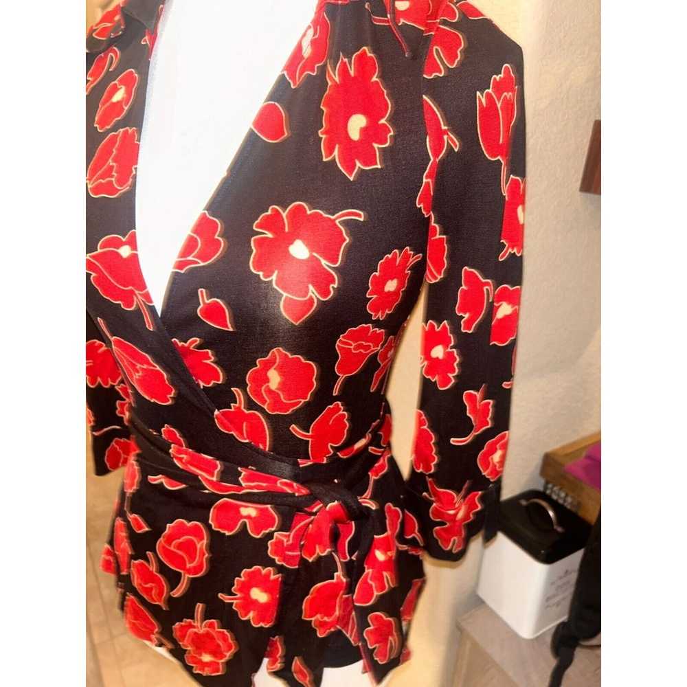 DVF Vintage black red 100% silk floral wrap aroun… - image 6