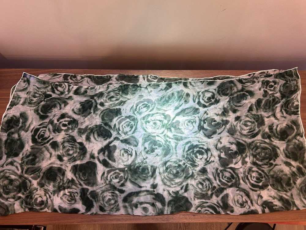 Burberry Rose pattern silk scarf - Green/White - image 2