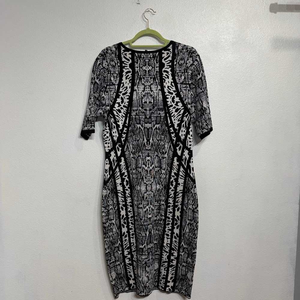 Laundry by Shelli Segal Black Snake Print Dress S… - image 9