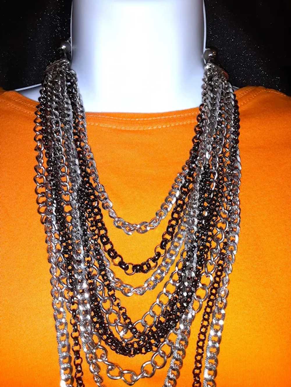 Vntg Bold Multi-layered Chain Necklace, Black & S… - image 3