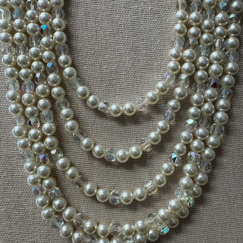 Vintage faux pearl necklace - image 3