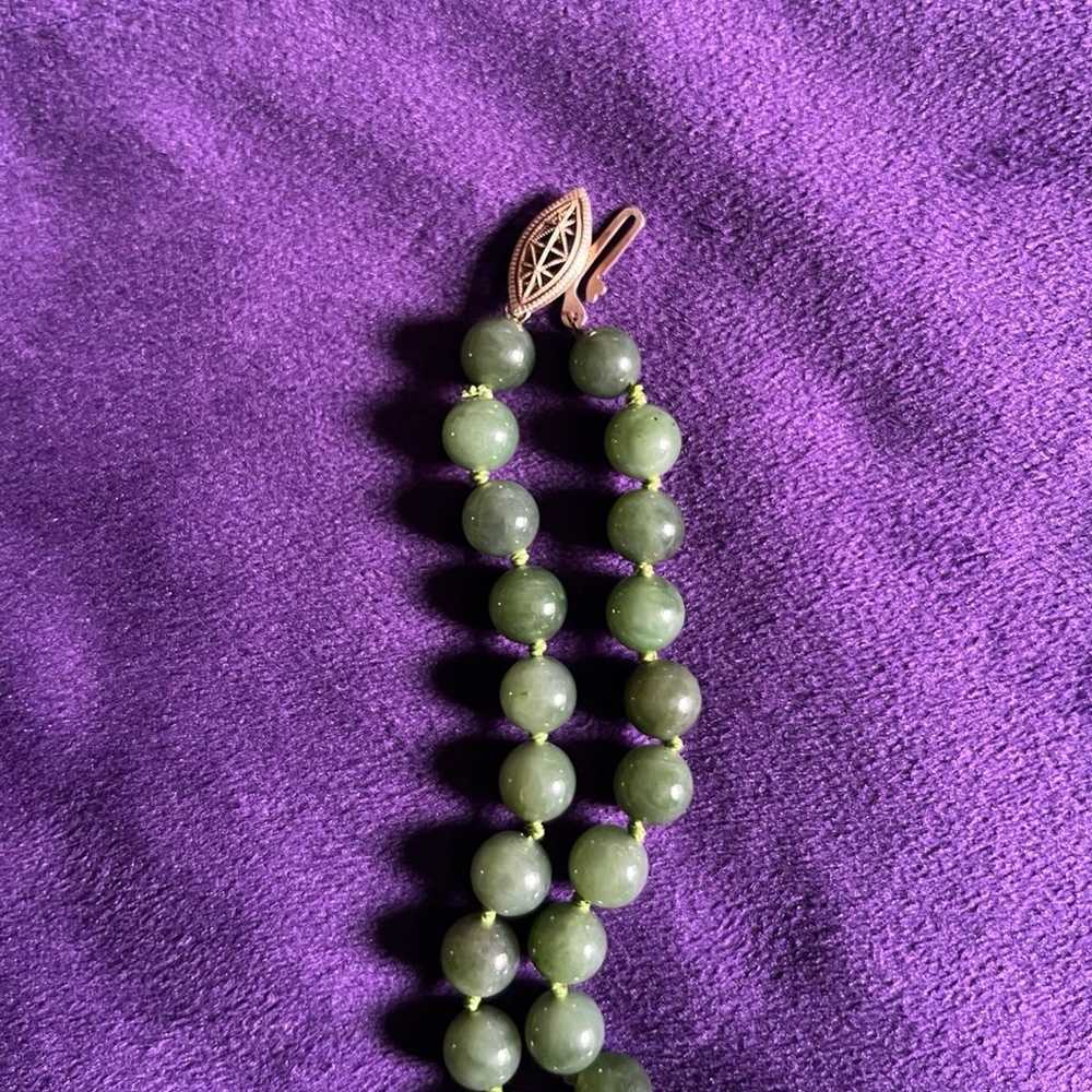 Vintage 1980s authentic Green jade beaded necklac… - image 5