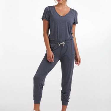 Vuori All Day Jumpsuit azure heather size medium