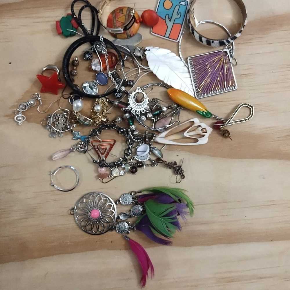 single earring Lot 3lbs - image 4