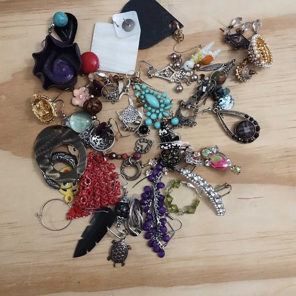 single earring Lot 3lbs - image 6