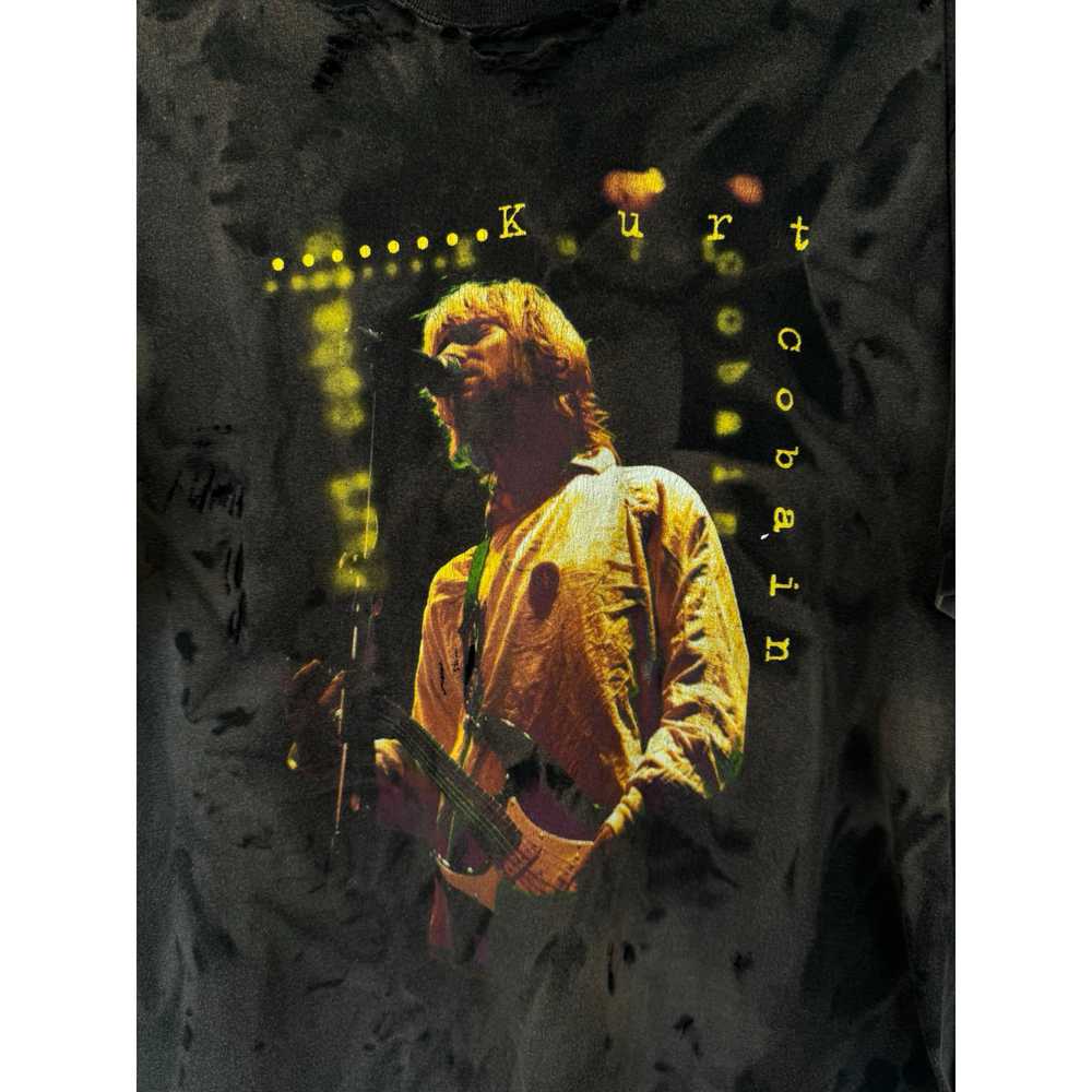 Barneys New York × Vintage Kurt Cobain Thrashed T… - image 4