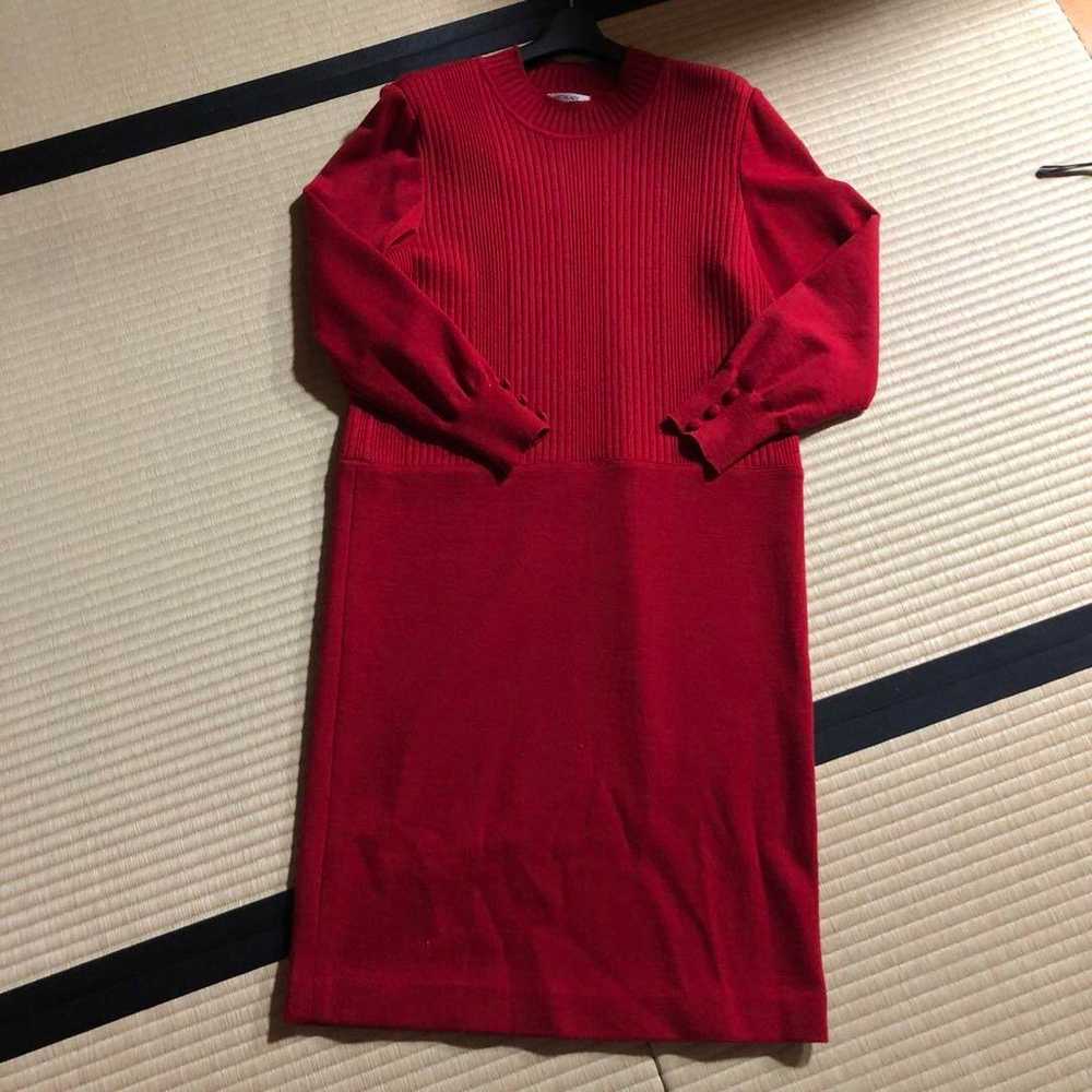 Red ribbed knit long-sleeve dress - image 8