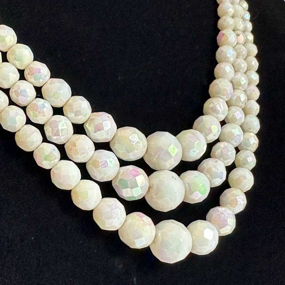 Vintage 80’s White Opalescent 3 Strand Beaded Nec… - image 3