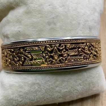 Vintage Engraved Damascene Gold Tone Hinged Cuff B